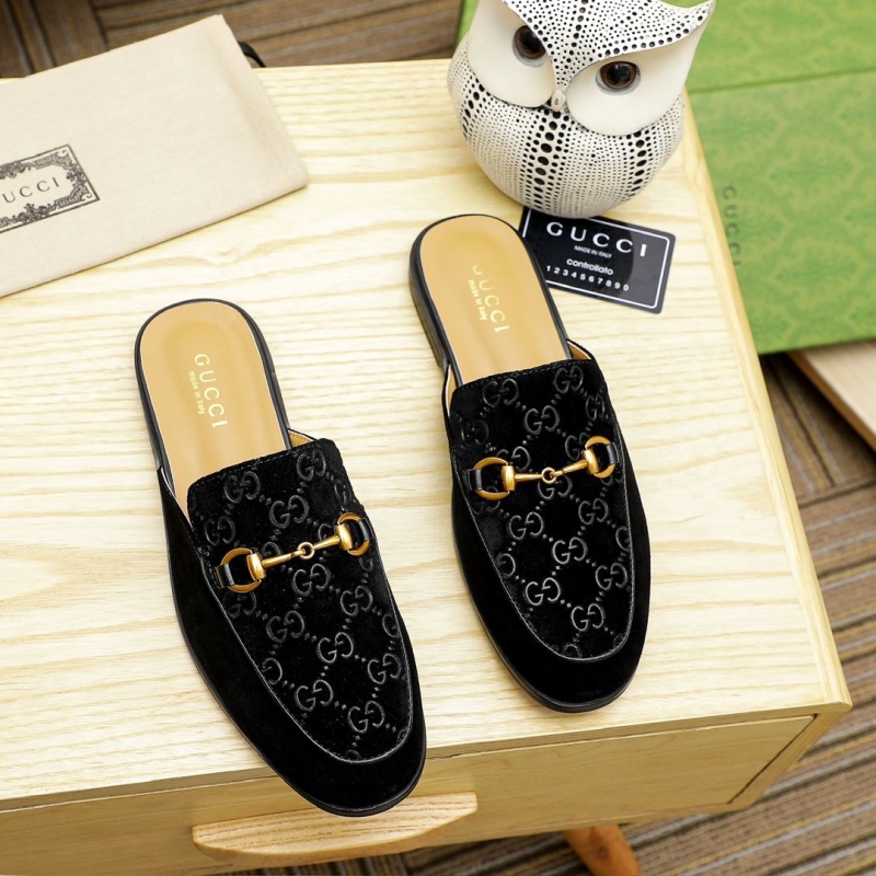 G*u*i slippers